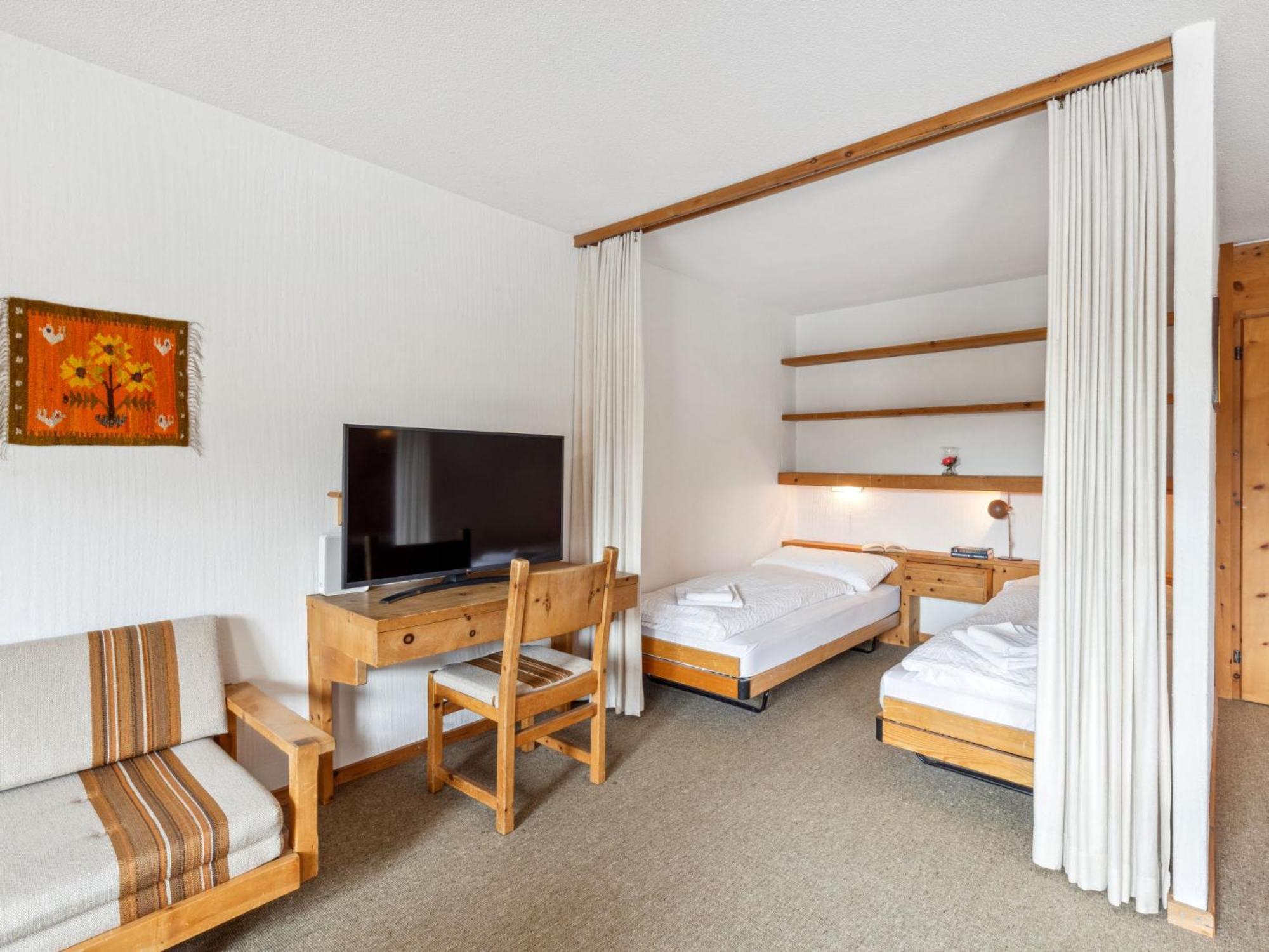 Appartement Guardaval - Utoring-1 By Interhome Davos